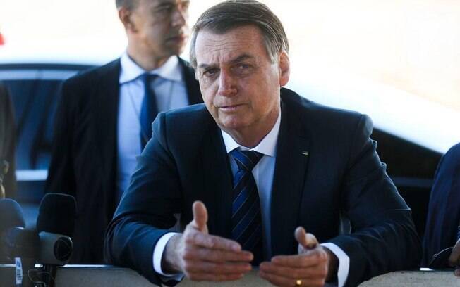 Bolsonaro se pronuncia após divulgação do vídeo da reunião ministerial
