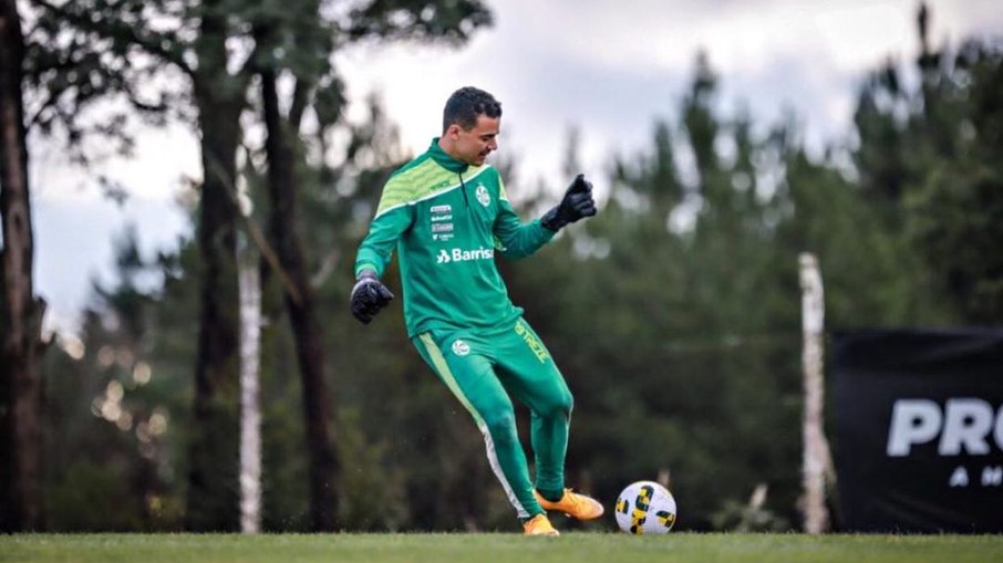 Felipe Alves foi anunciado pelo São Paulo como novo reforço