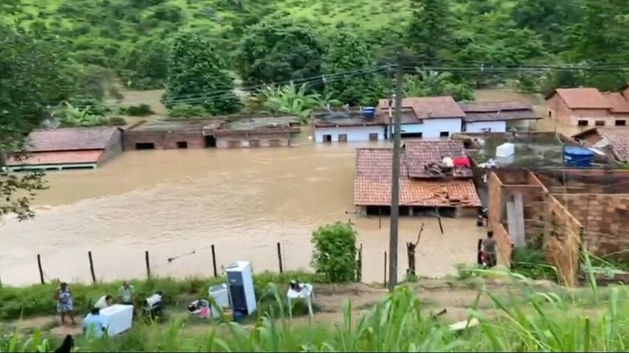 Nova Alegria, na Bahia, é um dos municípios atingidos pela enchente