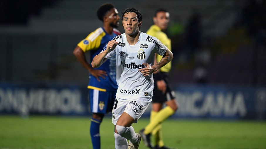 Sem Neymar, Santos atropela UCV e encaminha classificação na Sula Sem Neymar, Santos atropela UCV e encaminha classificação na Sula