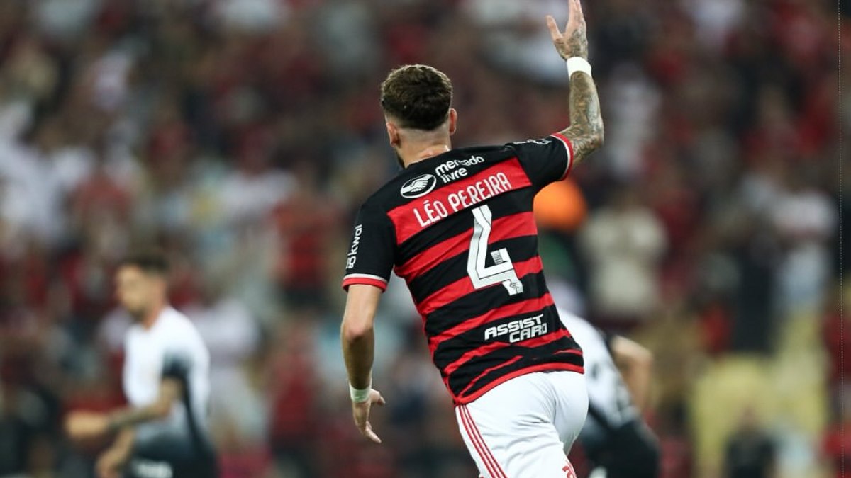 Flamengo venceu Corinthians por 1 a 0, no duelo de ida das semifinais