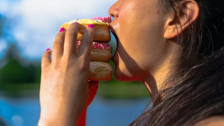 Como o Mindful Eating ajuda a emagrecer de forma natural e sem culpa