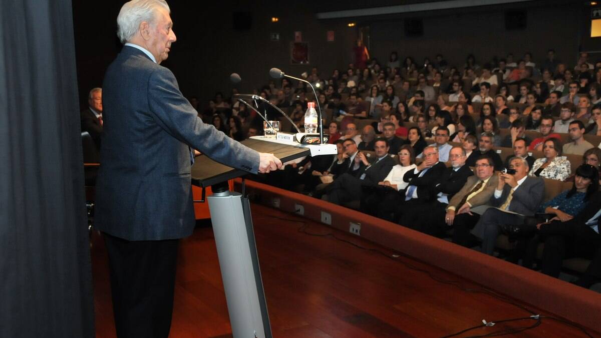 “Entre Bolsonaro y Lula, prefiero a Bolsonaro”, dice Vargas Llosa |  Política