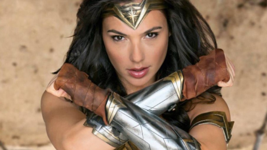 A atriz Gal Gadot se projetou internacionalmente no papel de Mulher-Maravilha
