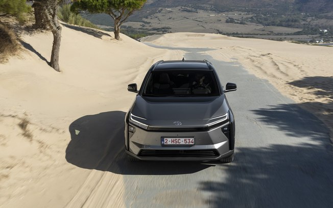 bZ4X é a rendição da Toyota
