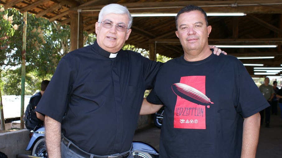 Padre Norberto e Vanderlei participam de  evento em homenagem à padroeira da cidade
