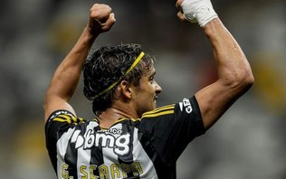 Atlético-MG domina e vence Inter na Arena pelo Brasileirão