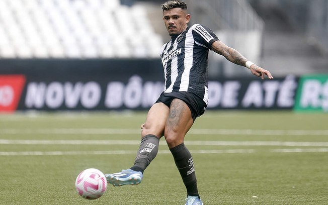 Anticlímax: Tchê Tchê fala de ‘atmosfera ruim’ no jogo do Botafogo