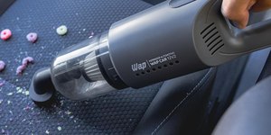 Aspirador de pó para carro por R$ 80 é sucesso entre motoristas