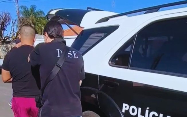 Homem suspeito de ser integrante do PCC é preso em operação da DISE no Jardim Tabapuã Homem suspeito de ser integrante do PCC é preso em operação da DISE no Jardim Tabapuã