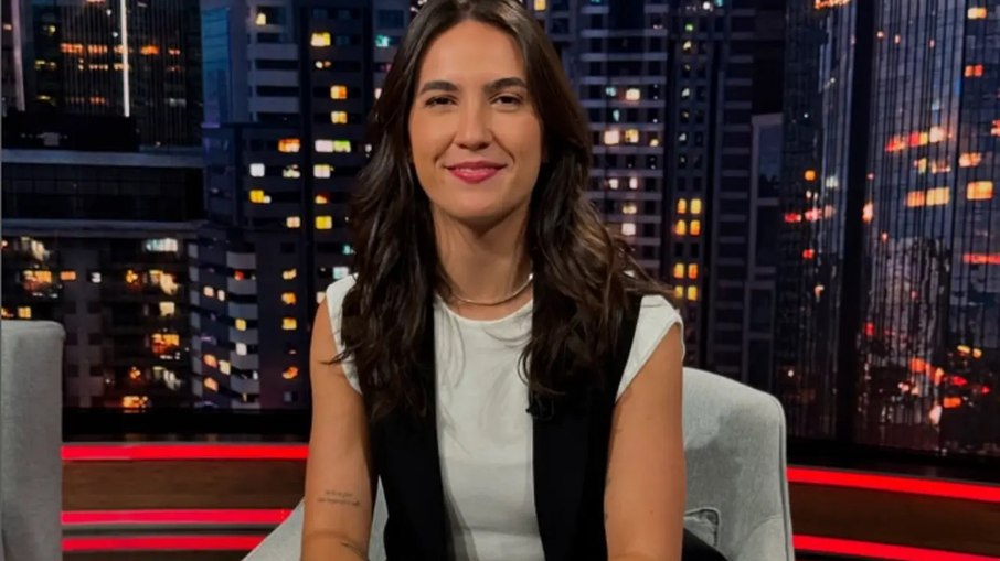Jornalista da ESPN, Mariana Spinelli pediu a namorada em casamento Jornalista da ESPN, Mariana Spinelli pediu a namorada em casamento