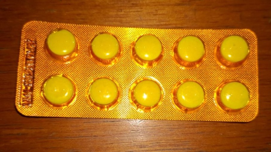 Medicamentos sem orientação médica pode causar danos graves à saúde Medicamentos sem orientação médica pode causar danos graves à saúde