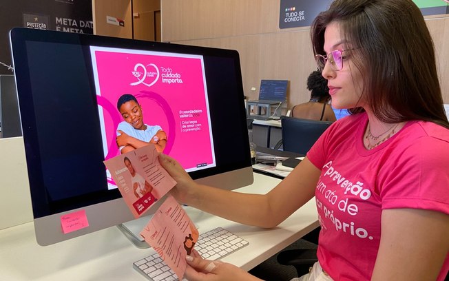 Prevenção ao câncer de mama marca Outubro Rosa
