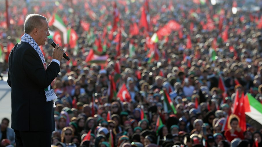 O presidente da Turquia, Recep Tayyip Erdogan, fez declarações anti Israel e Ocidente em comício