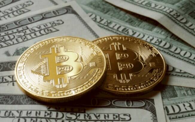 Dólar avança R$5,157: Bitcoin derrete 10%