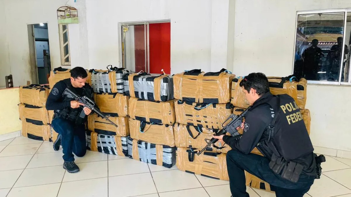 Mais de 700 kg de cocaína foram encontrados com casal na Serra 