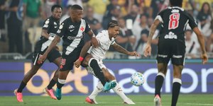 Tudo igual! Vasco e Fluminense ficam no 0 a 0 na Copa do Brasil