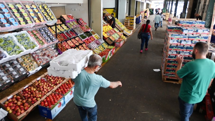 Em contrapartida, as hortaliças-fruto tiveram alta de 5,6% Em contrapartida, as hortaliças-fruto tiveram alta de 5,6%