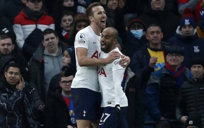 Craque do jogo, Lucas Moura exalta atuação e vitória do Tottenham sobre o Crystal Palace: 'Domingo especial'