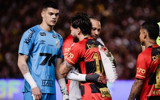 Santos sai perdendo do Sport, tem expulso, mas busca empate
