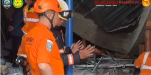 Escola desaba durante obras e deixa mortos e feridos na Indonésia