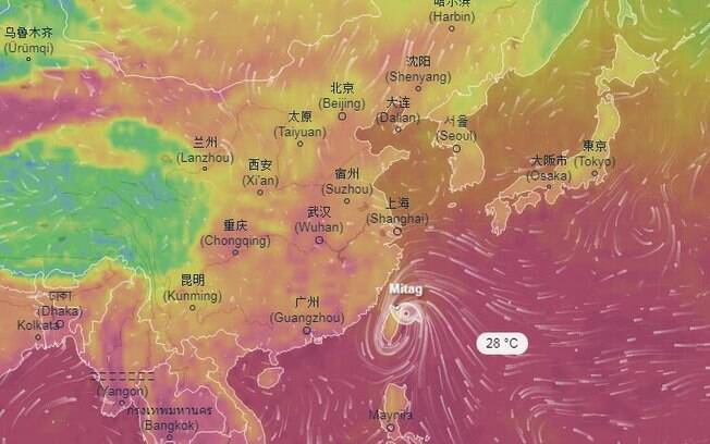 Tufão Mitag se aproximou de ilhas no sul do Japão