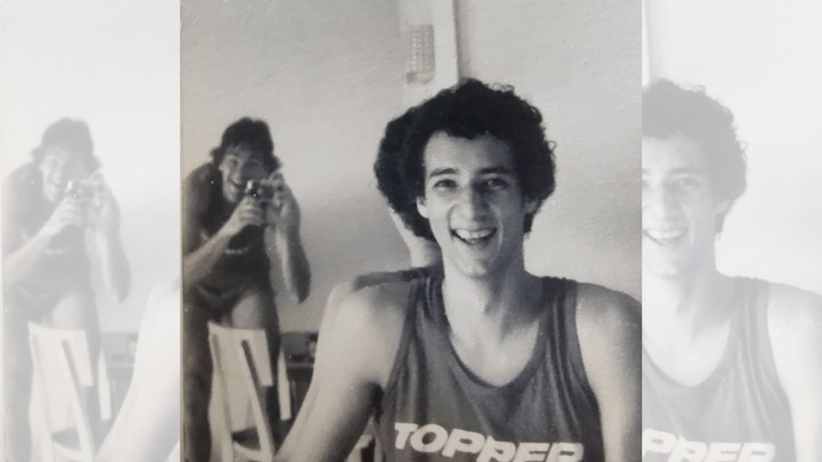 Cadum Guimarães e Oscar Schmidt concentrados para a disputa do Sul-Americano de 1977