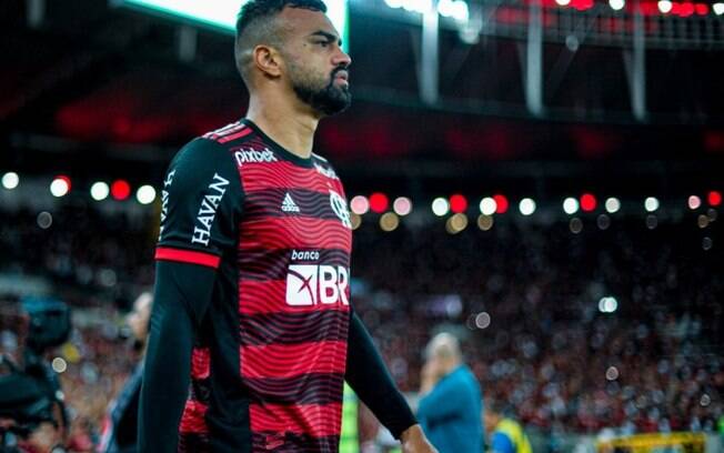 Fabrício Bruno, titular do Flamengo, externa admiração por David Luiz: 'Até joguei no videogame com ele'