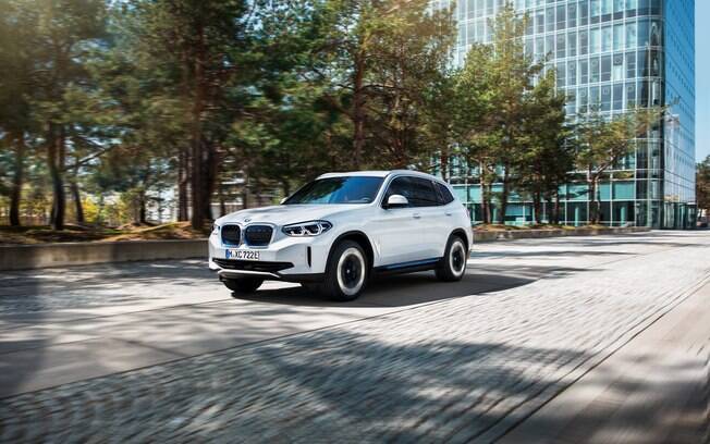 BMW iX3: SUV elétrico simboliza o início de uma nova era na marca alemã sediada em Munique