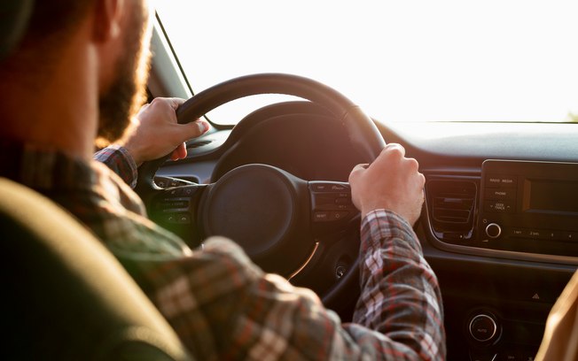 Aplicativos ajudam motoristas a trafegar em São Paulo