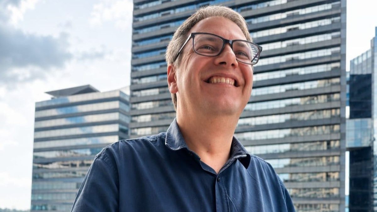 Claudio Gonçalves inaugura novo StreamBox Studio