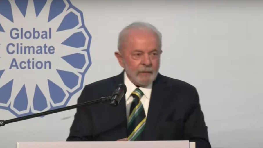 Presidente eleito, Luiz Inácio Lula da Silva (PT), discursando na COP27