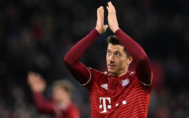 Lewandowski quebra recordes em atuação de gala do Bayern na Champions