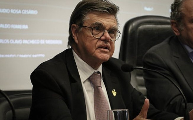 Após venda de shopping, vice-presidente do Atlético-MG mira renegociação de dívidas onerosas Após venda de shopping, vice-presidente do Atlético-MG mira renegociação de dívidas onerosas