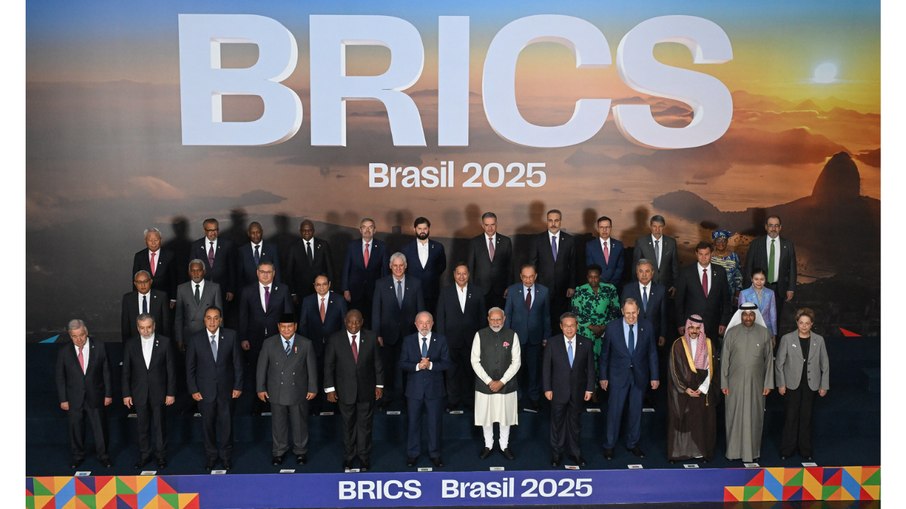 Saiba quem é quem da foto oficial da 17ª Cúpula do BRICS