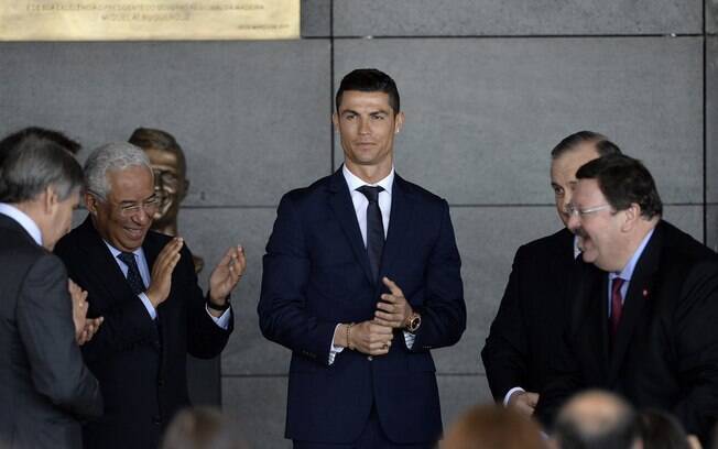 Cristiano Ronaldo durante o evento no aeroporto que agora leva seu nome