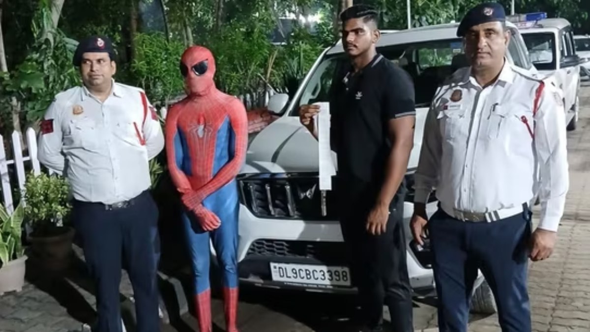 'Homem-Aranha' é preso na Índia