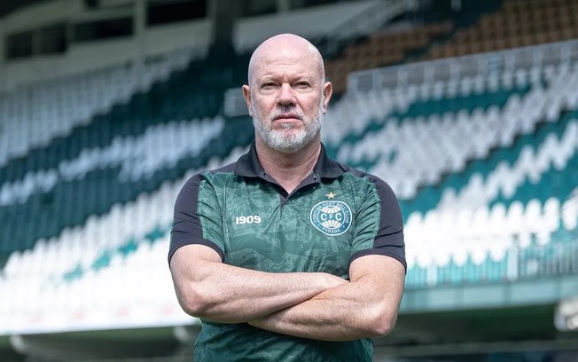 Sele&ccedil;&atilde;o da Bol&iacute;via anuncia Ant&ocirc;nio Carlos Zago como novo treinador