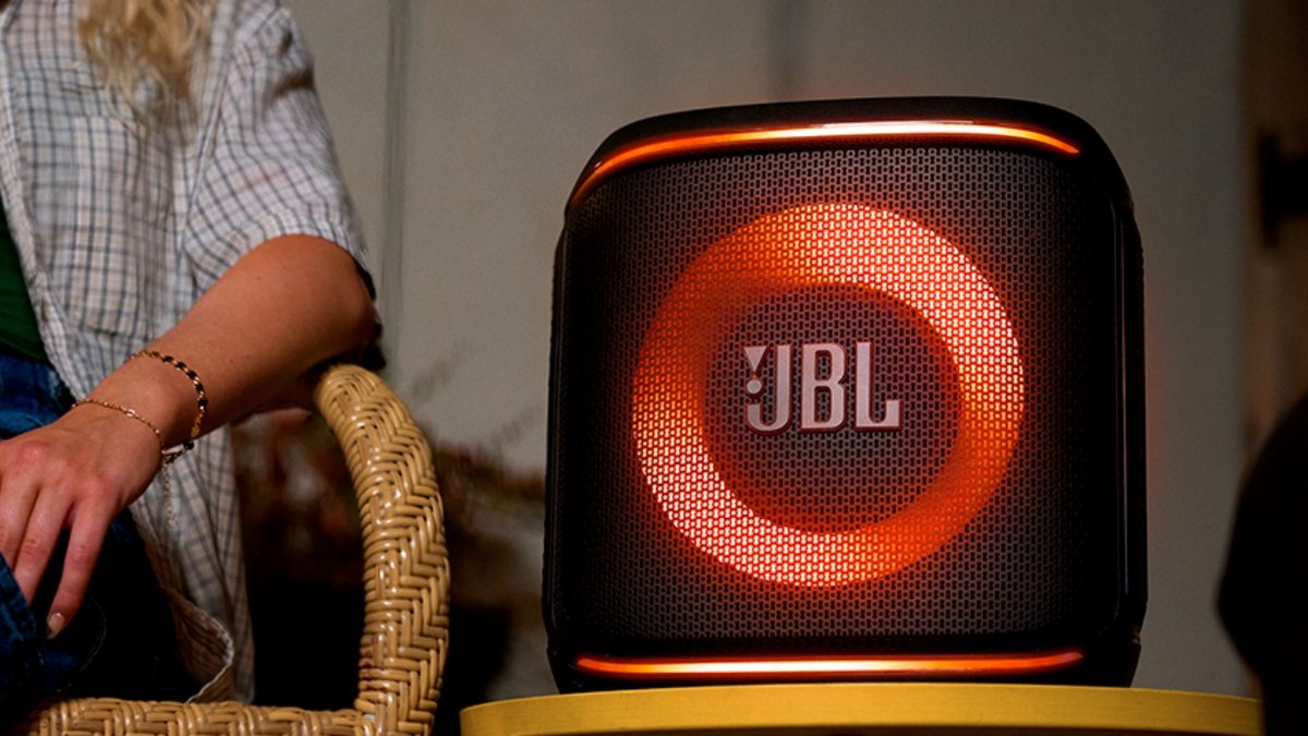 JBL é uma das principais marcas de áudio no mercado JBL é uma das principais marcas de áudio no mercado