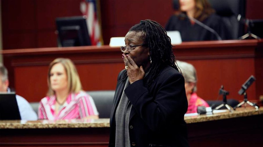 Katherine Stinney-Robinson, irmã de George Stinney Jr., durante tribunal que innocentou 70 anos depois o seu irmão.