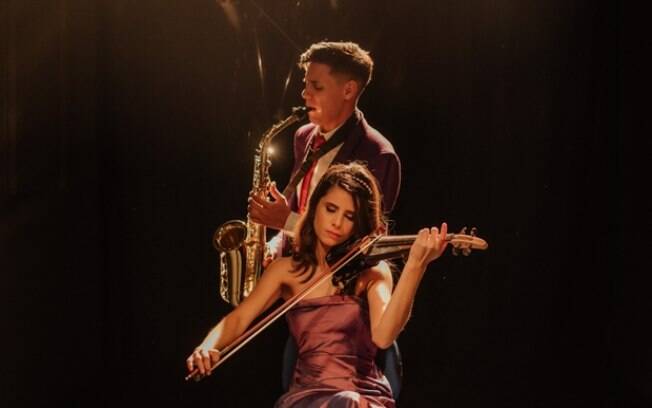 Duo in Concert: espetáculo on-line de violino e sax propõe alívio no caos