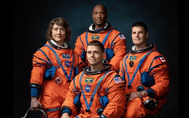 A tripulação da Artemis II, que, pela 1ª vez, terá entre astronautas que vão em missão à Lua uma mulher e um homem negro A tripulação da Artemis II, que, pela 1ª vez, terá entre astronautas que vão em missão à Lua uma mulher e um homem negro