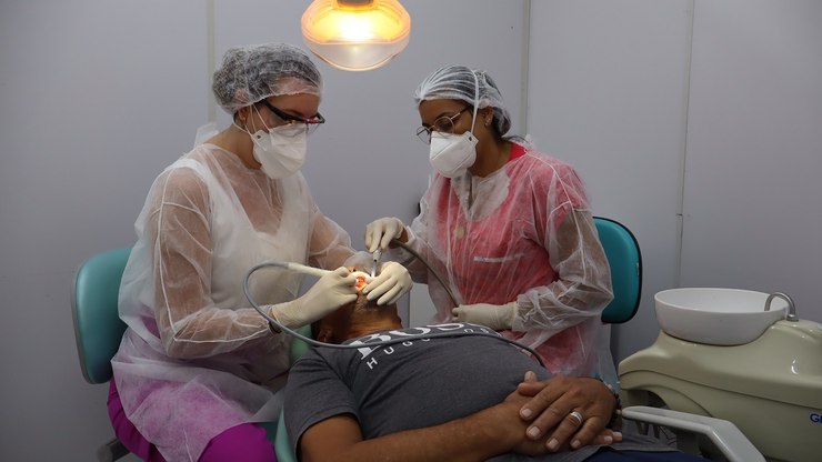 Tratamento de canal gratuito no Centro Odontológico de Vinhedo