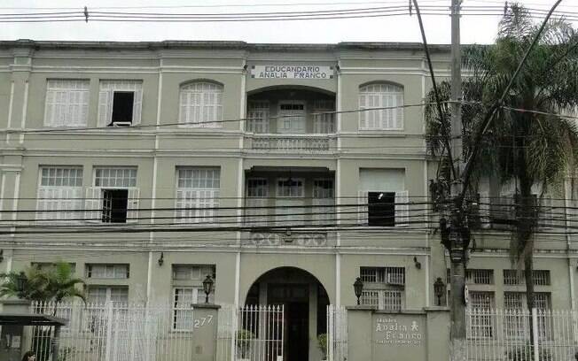 As doações podem ser entregues até o dia 15 de dezembro na sede da instituição. As doações podem ser entregues até o dia 15 de dezembro na sede da instituição.