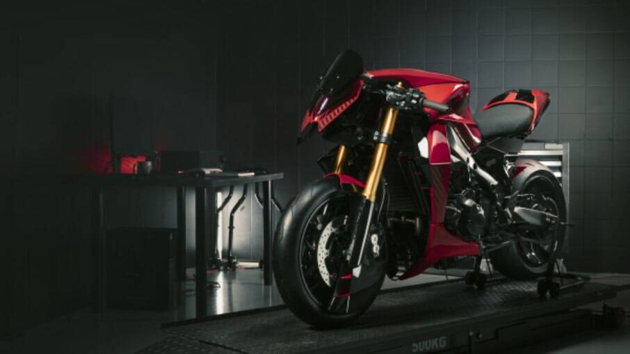 Puig Diablo usa a base da Yamaha MT-09 SP e seu design é extravagante e futurista