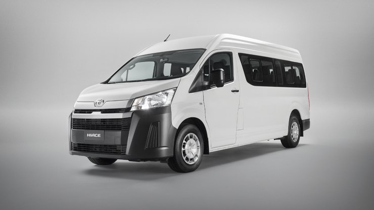 Toyota lança Hiace no Brasil e entra no mercado de vans