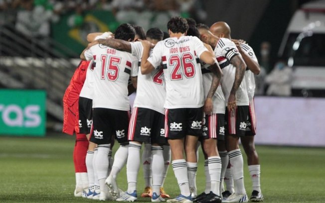 Vivo nas três frentes de disputa, São Paulo mantém discurso de não priorizar disputas na temporada