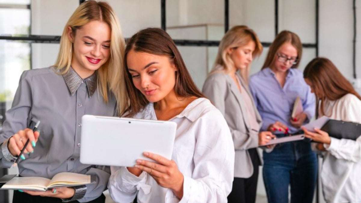 Mulheres assumem mais responsabilidade no trabalho para driblar desigualdade de gênero