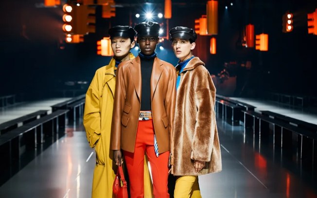 Hermès faz segundo desfile de outono-inverno 2024