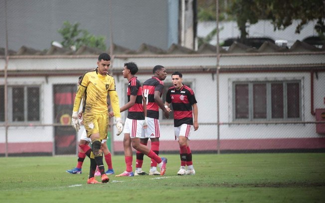 Flamengo não toma conhecimento do Atlético-GO no Sub-17: 7 a 0